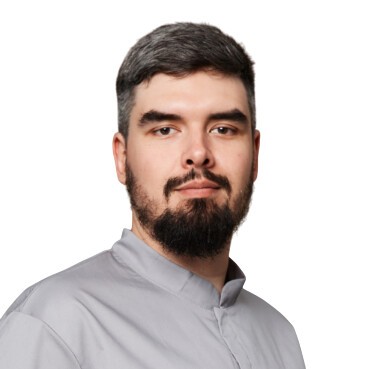 Григорян Артем Романович