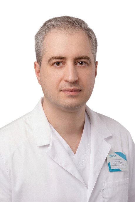 Устьянцев Денис Дмитриевич